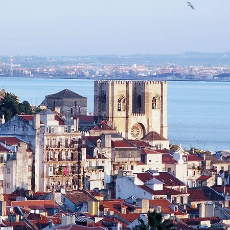 Ibis Liberdade 2* Lisbon
