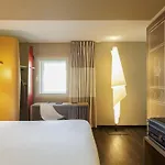 Ibis Liberdade Отель Лиссабон