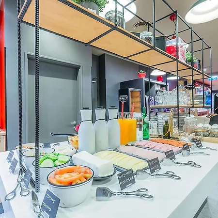 Ibis Liberdade 2* Lisbona