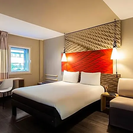Ibis Liberdade 2* Lisbon