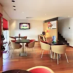 Ibis Liberdade 2* ליסבון