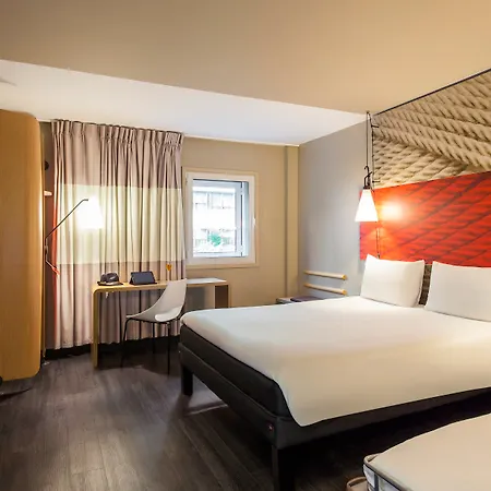 Hotell Ibis Liberdade 2*