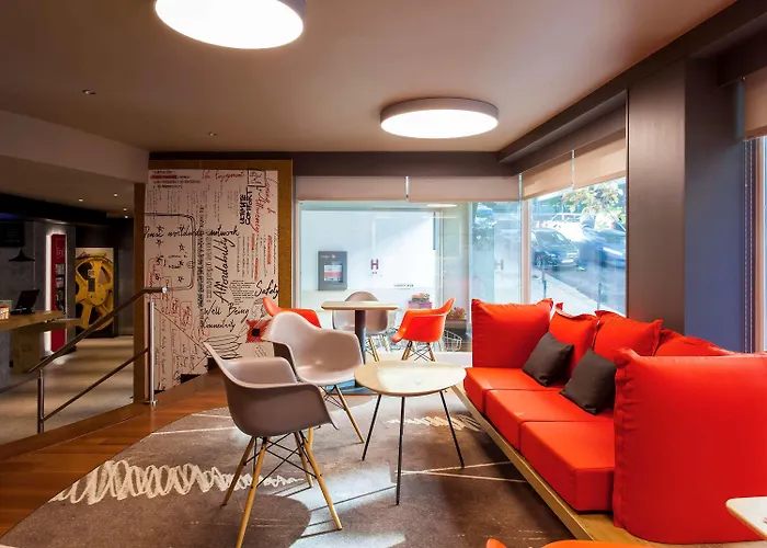 Ibis Liberdade 2*